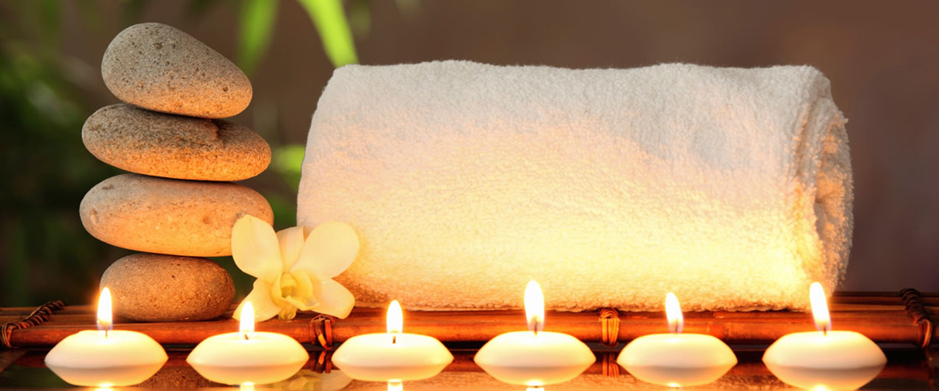 Book-with-us Royal Thai Spa - Home Page